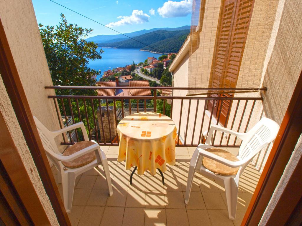 Apartments Rabac 981 Екстер'єр фото