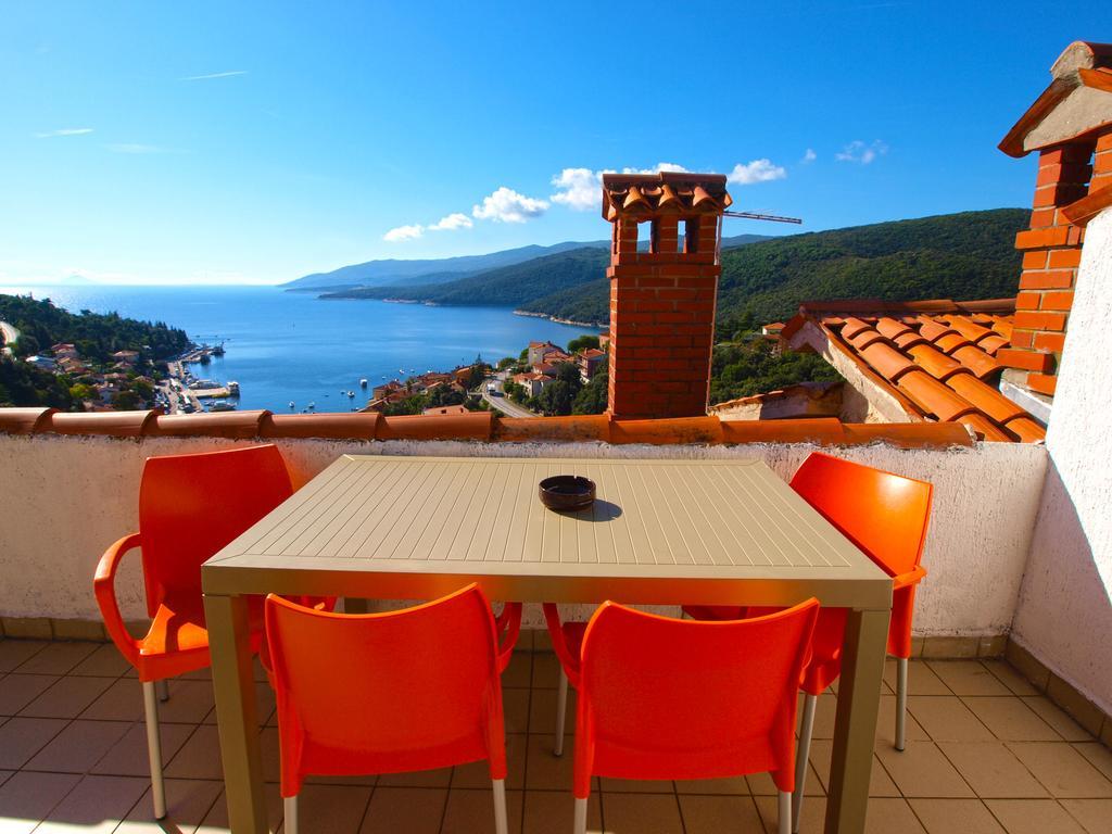 Apartments Rabac 981 Екстер'єр фото