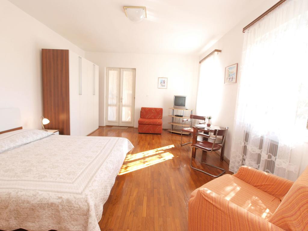 Apartments Rabac 981 Екстер'єр фото